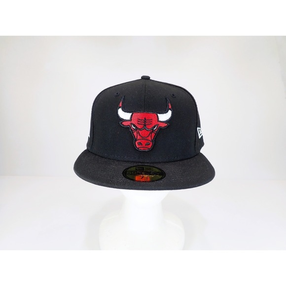 New Era Other - New‎ Era 59FIFTY Chicago Bulls Fitted Hat 7 1/2 Black Grey Undervisor NBA